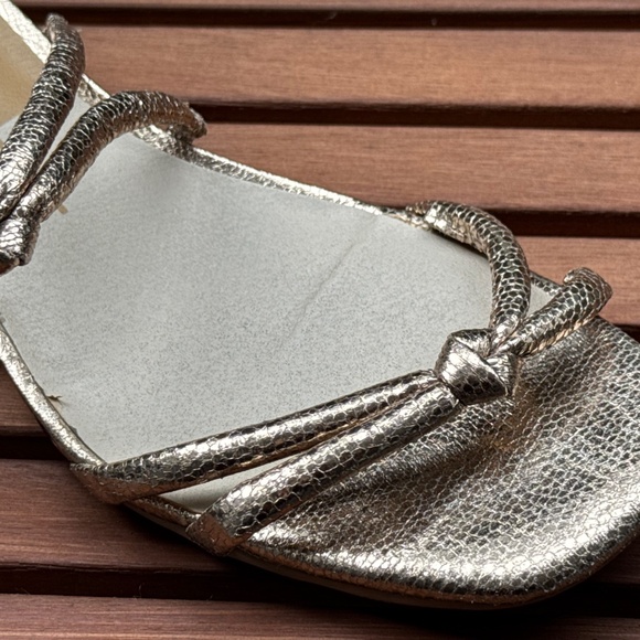 Dolce Vita Hensla Gold Metallic Strappy Block Heel Sandals - Picture 12 of 16